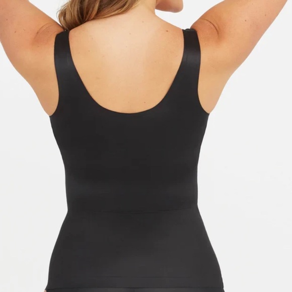 NEW Spanx Thinstincts 2.0 Tank Very Black - Picture 2 of 4